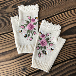 Hand Embroidered Gloves Women's Knitted Gloves Flower Gloves