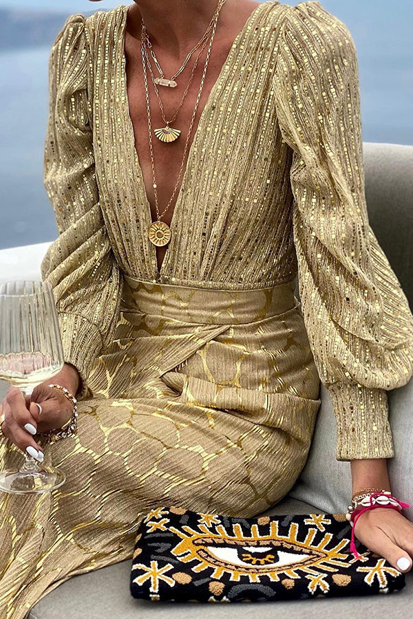 Essentially Chic Sequins V-neck Long Sleeve Top