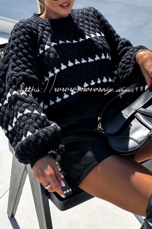 Boadi Contrast Striped Crew Neck Long Sleeved Knitted Sweater