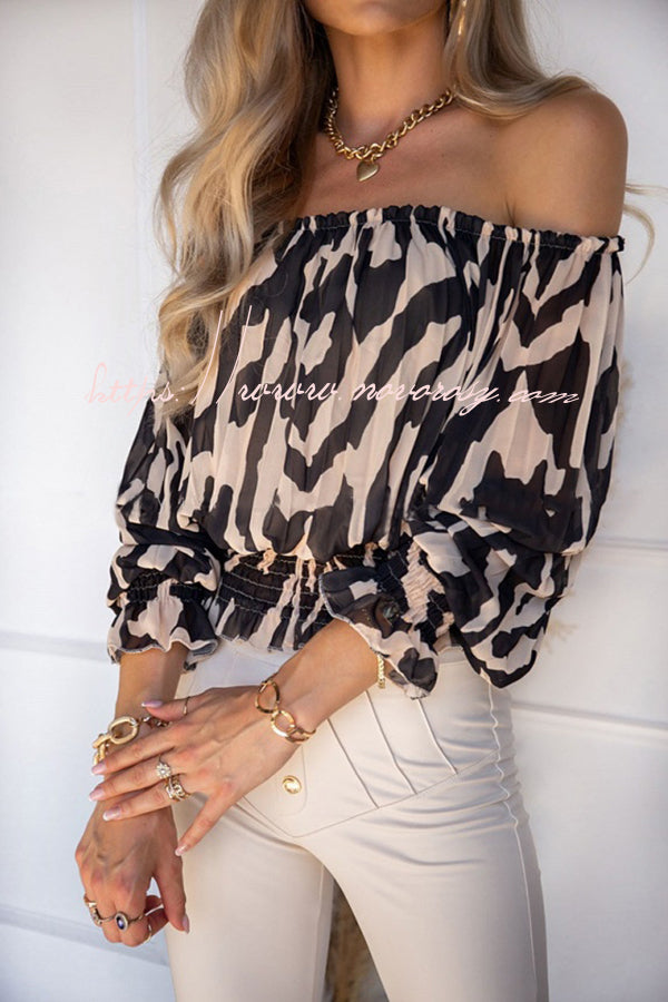 Exaggerated Leopard Print Pleated Long Sleeved Shirt